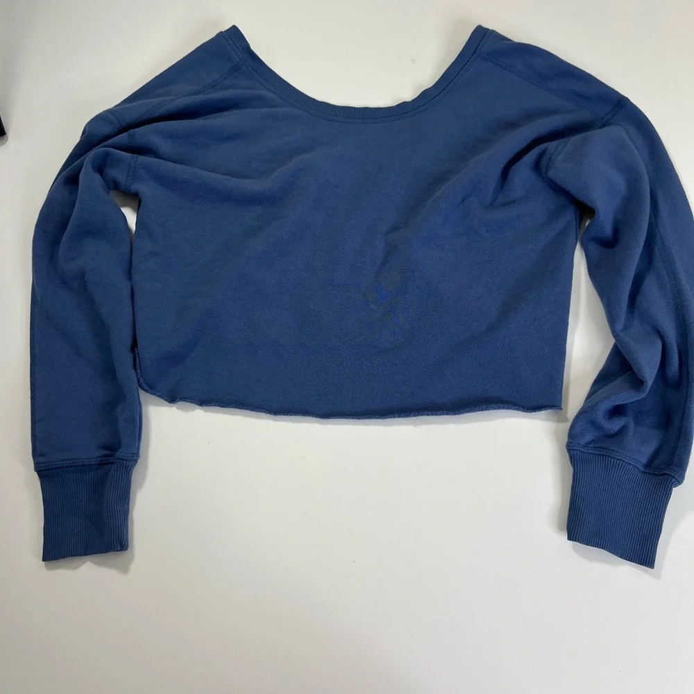 aerie OFFLINE Open Back Sweatshirt Blue New With Tags Size Small - Picture 4 of 11